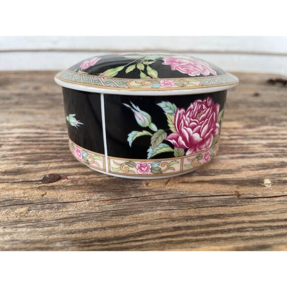 Vintage 1980s Lefton Pink Black Rose Porcelain Trinket box Round - Picture 6 of 10